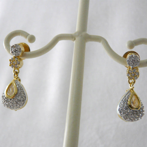One Carat Gold Earrings