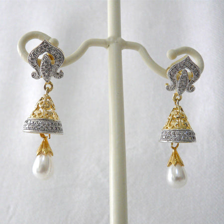 One Carat Gold Earring
