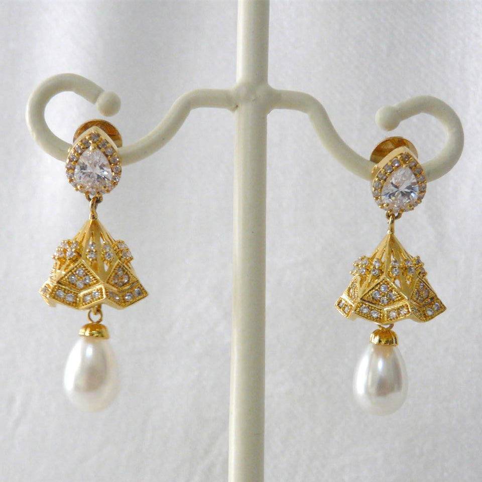 One Carat Gold Earring