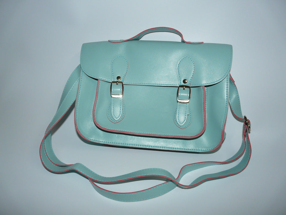 Prestigious Ladies Leather Bag