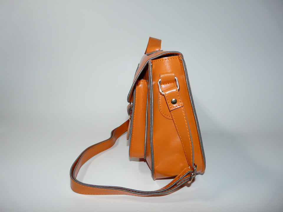 Prestigious Ladies Leather Bag