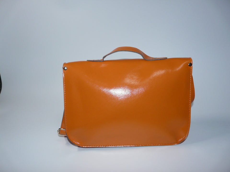 Prestigious Ladies Leather Bag