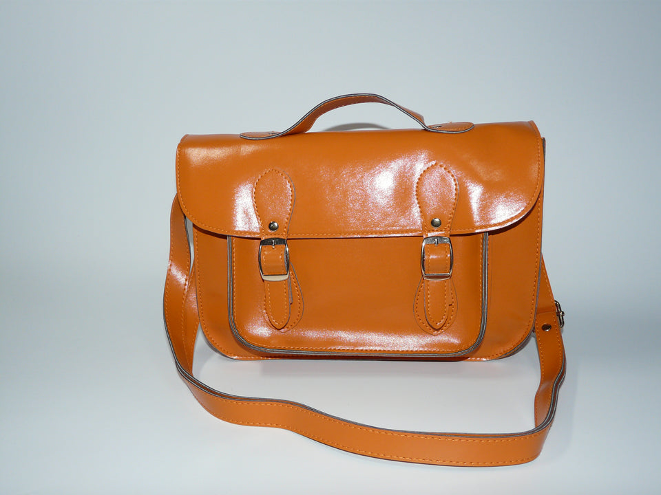 Prestigious Ladies Leather Bag