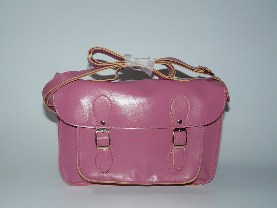 Prestigious Ladies Leather Bag