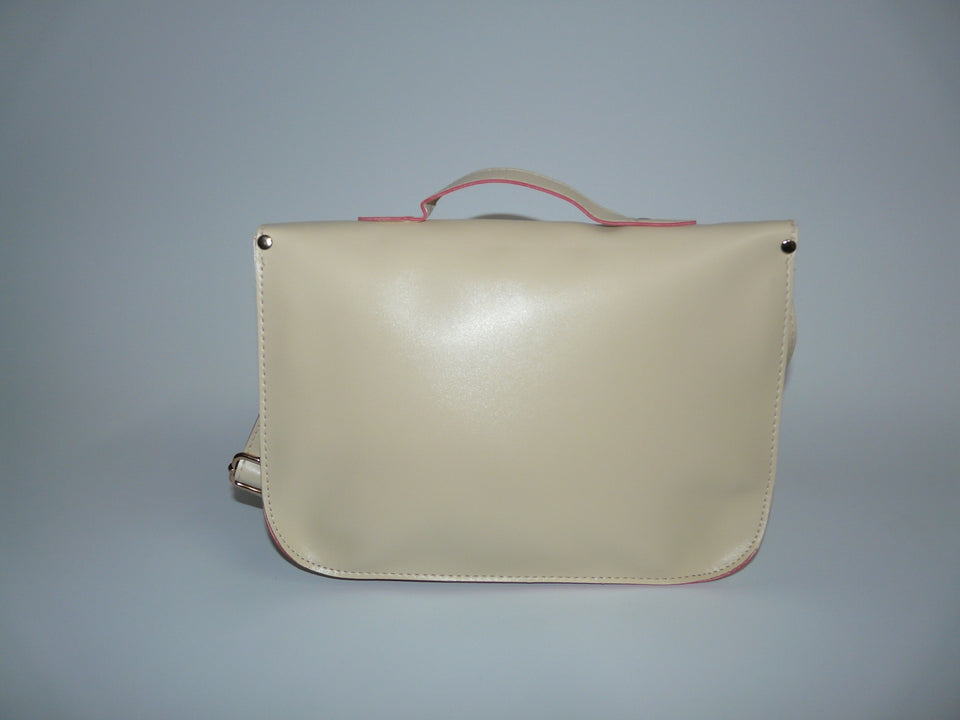 Prestigious Ladies Leather Bag